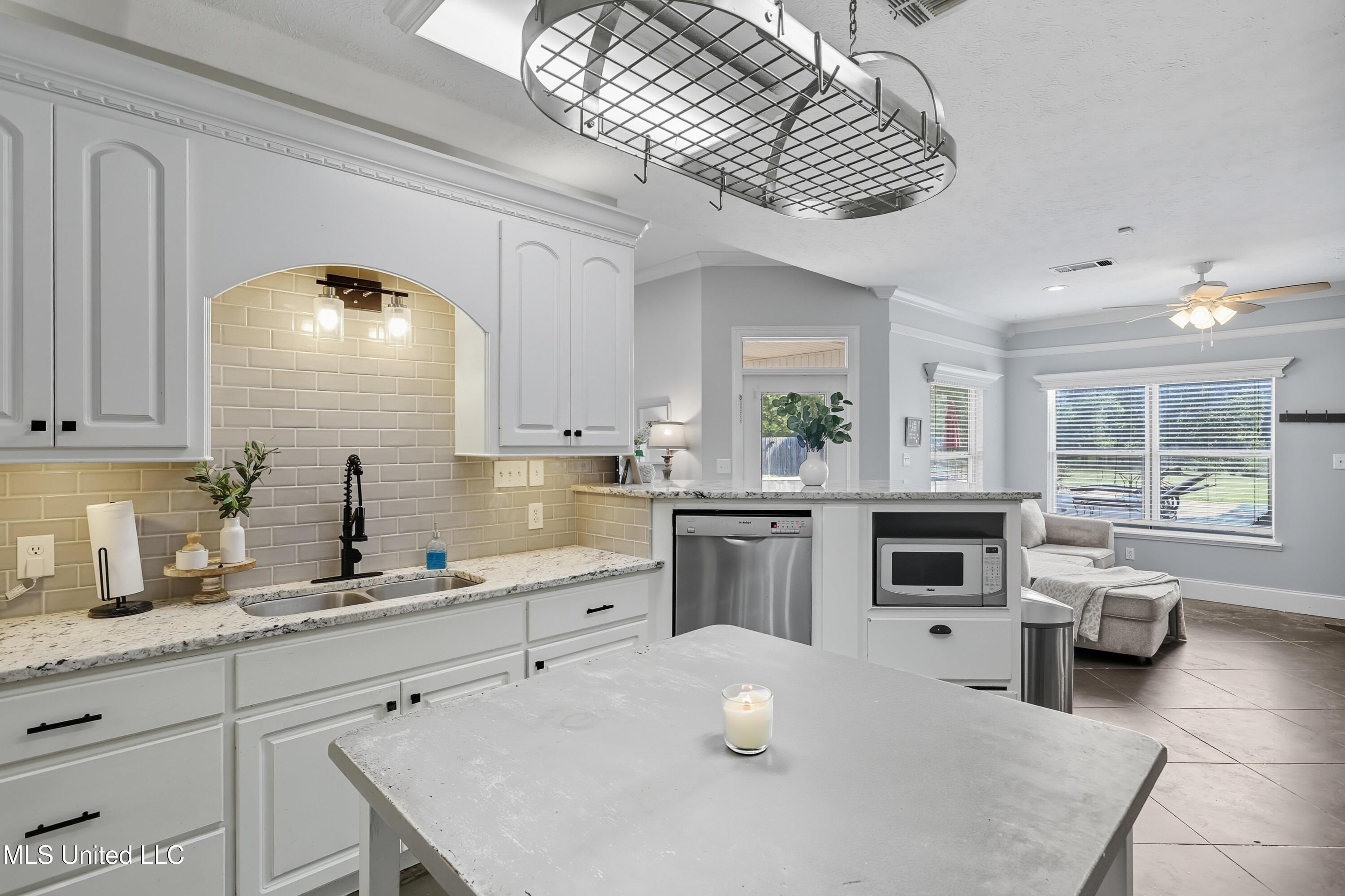 226 Alliston Farm Road Florence, MS 39073 - Photo 19 of 86 IMG_0930