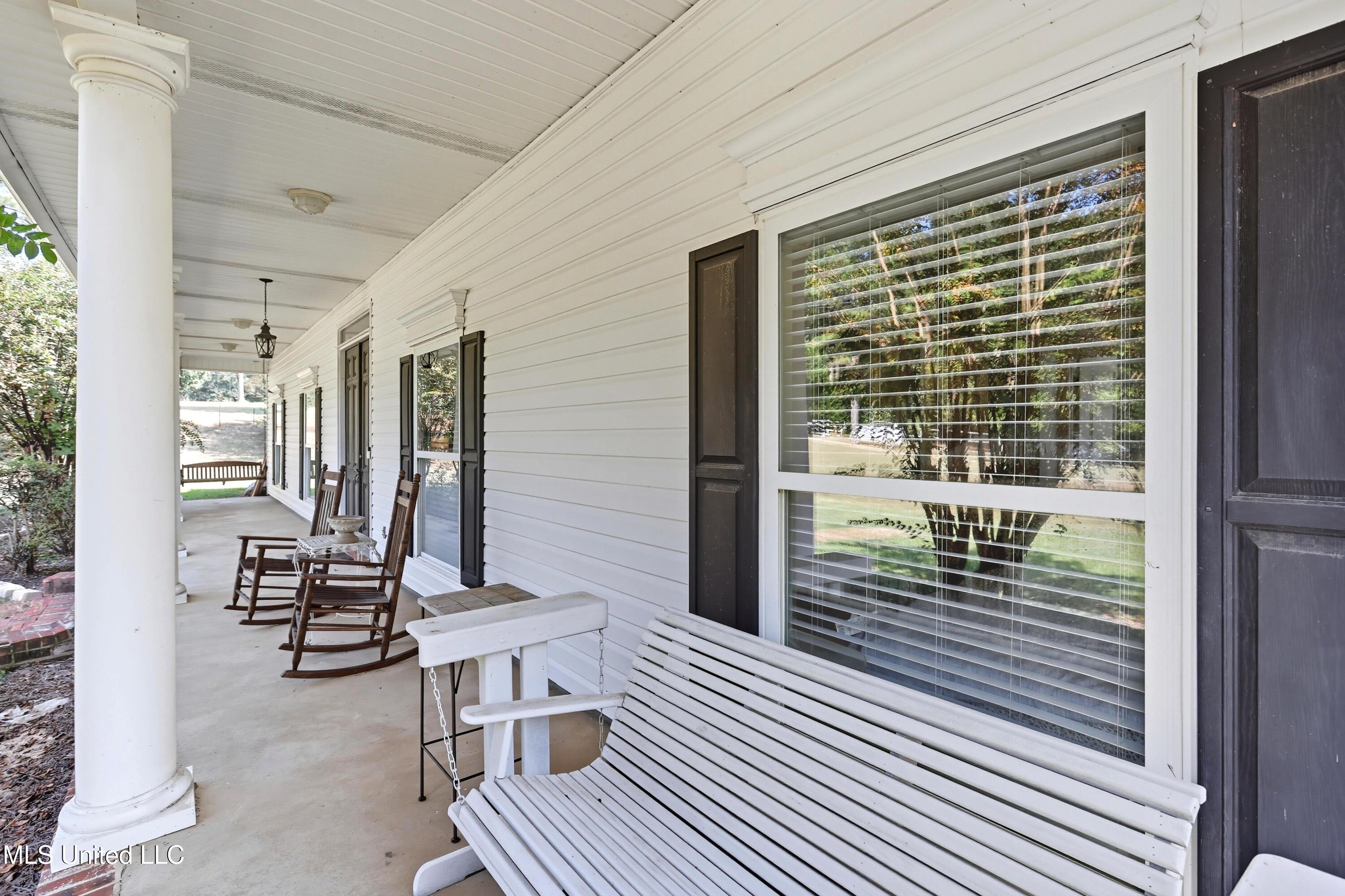 226 Alliston Farm Road Florence, MS 39073 - Photo 5 of 86 IMG_0916