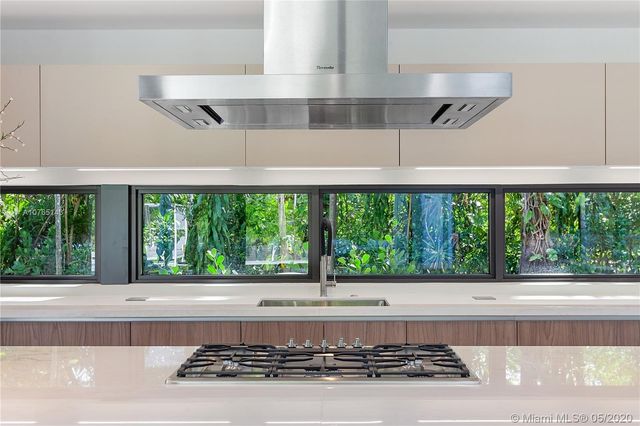 $3,220,000 | 1290 Mariola Court, Coral Gables, FL 33134