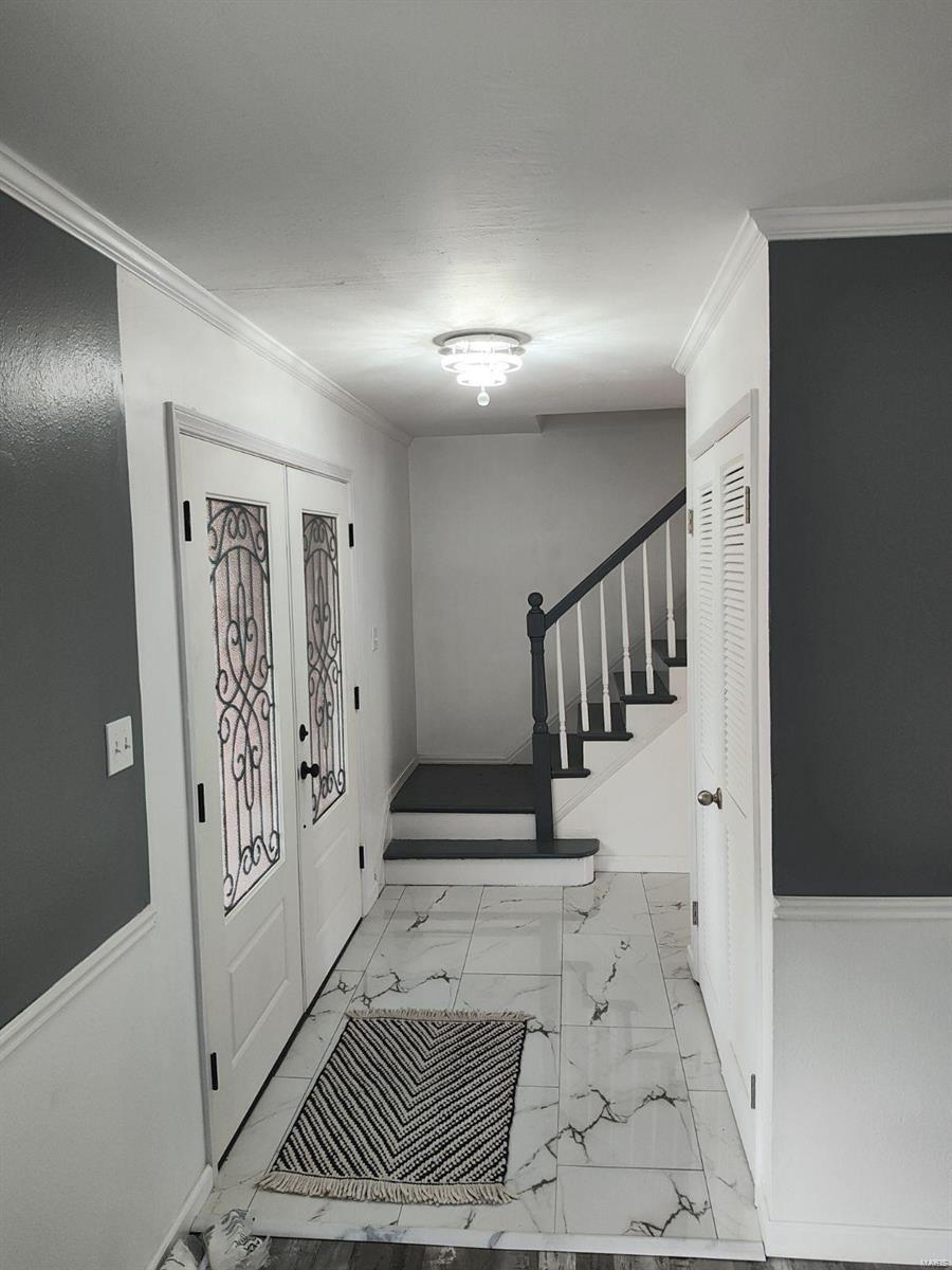 2009 New Jamestown Road St. Louis, MO 63138 - Photo 2 of 26