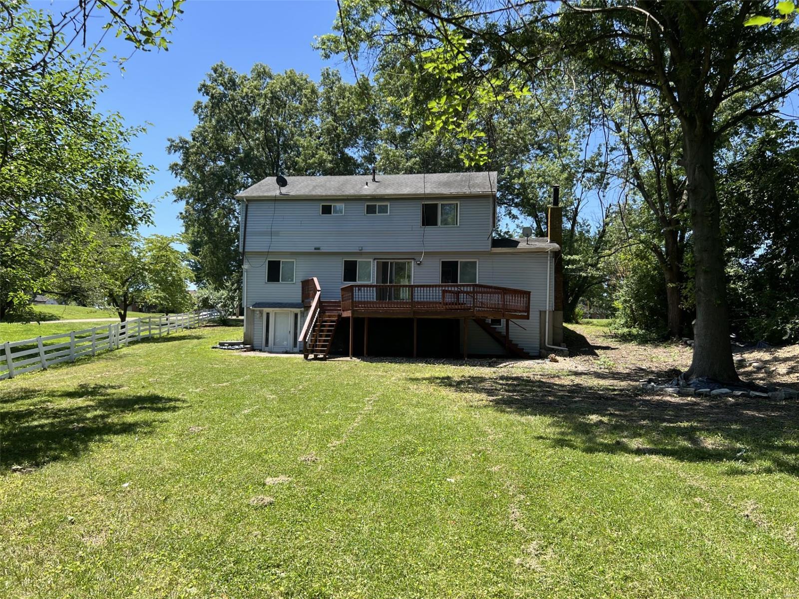 2009 New Jamestown Road St. Louis, MO 63138 - Photo 23 of 26