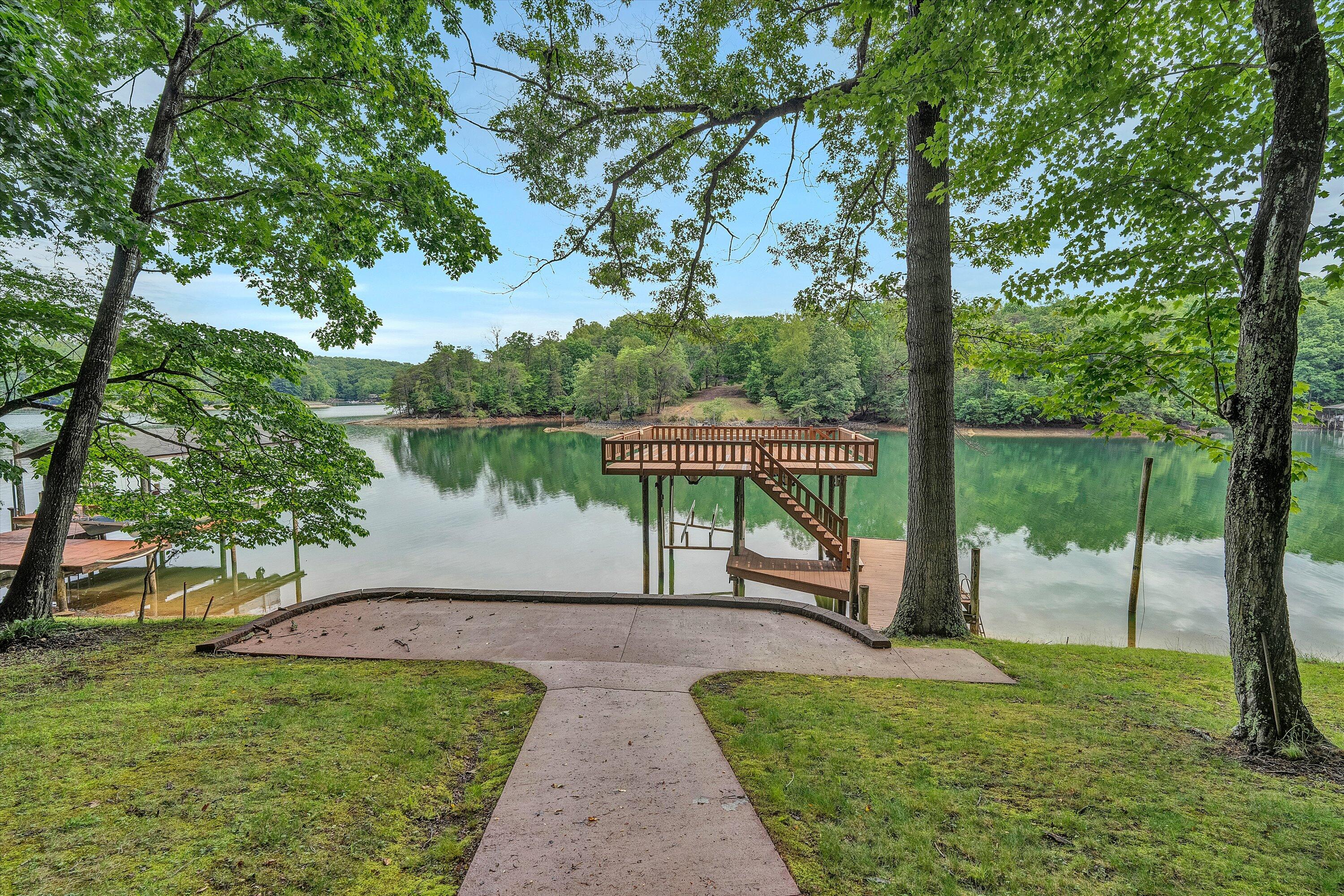 211 Wilderness Way Moneta, VA 24121 - Photo 36 of 41 05-SGP-91