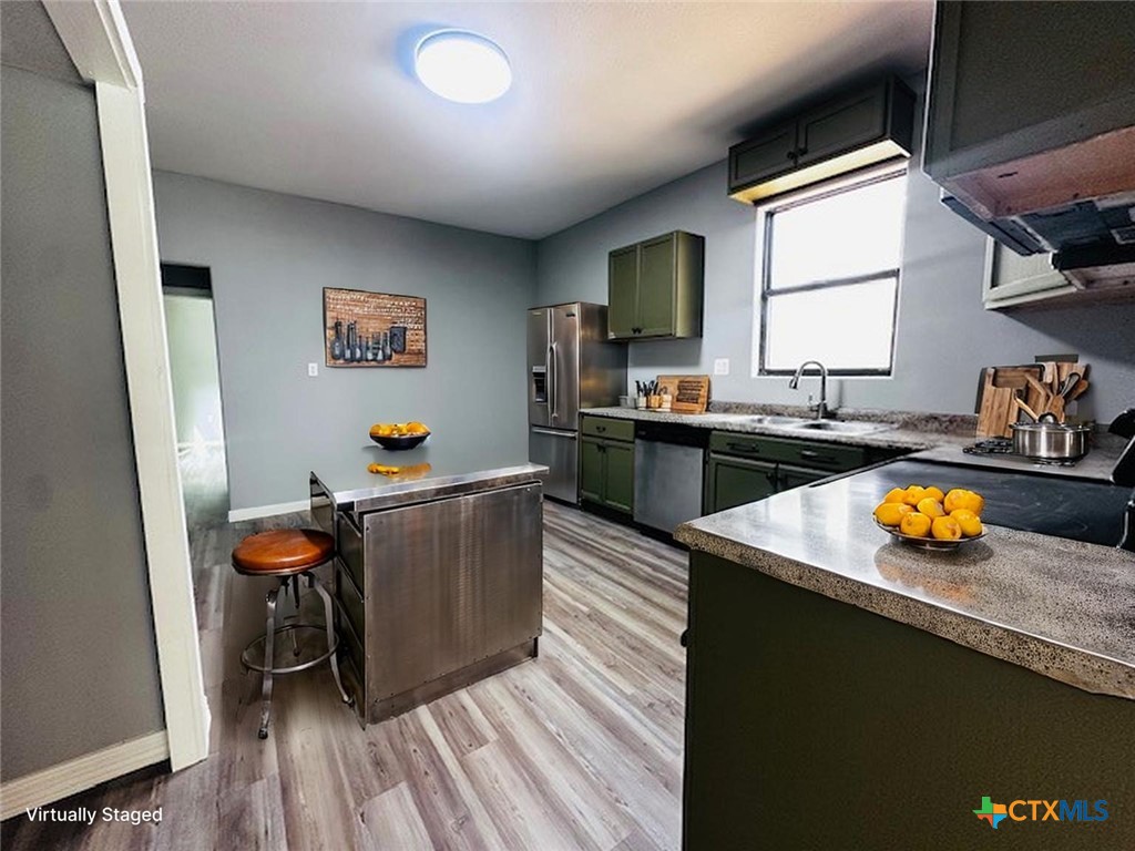 406 Hubbard Street Yoakum, TX 77995 - Photo 12 of 37 VIRTUALLY STAGED KITCHEN