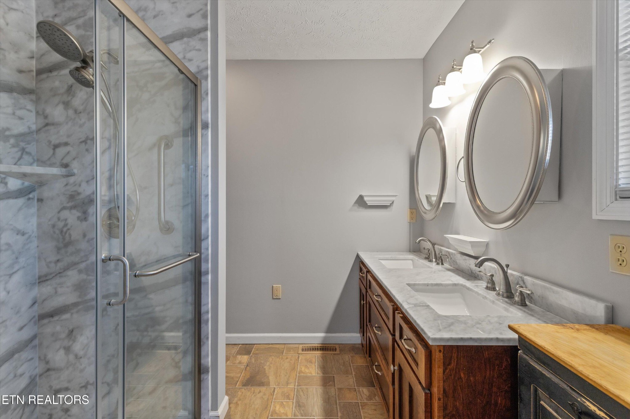 4442 Grindstone Ridge Road Pigeon Forge, TN 37863 - Photo 12 of 33 Gallery Image 12