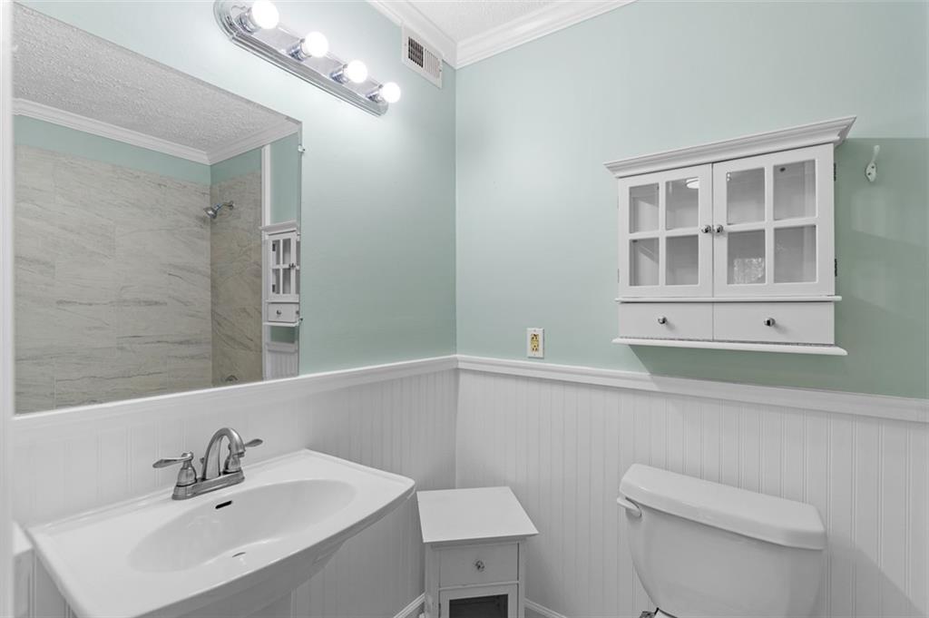 2045 Brian Way Decatur, GA 30033 - Photo 20 of 22