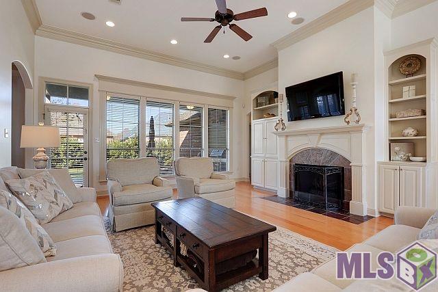 8630 Highcrest Drive Baton Rouge, LA 70809 - Photo 4 of 14 Living Room