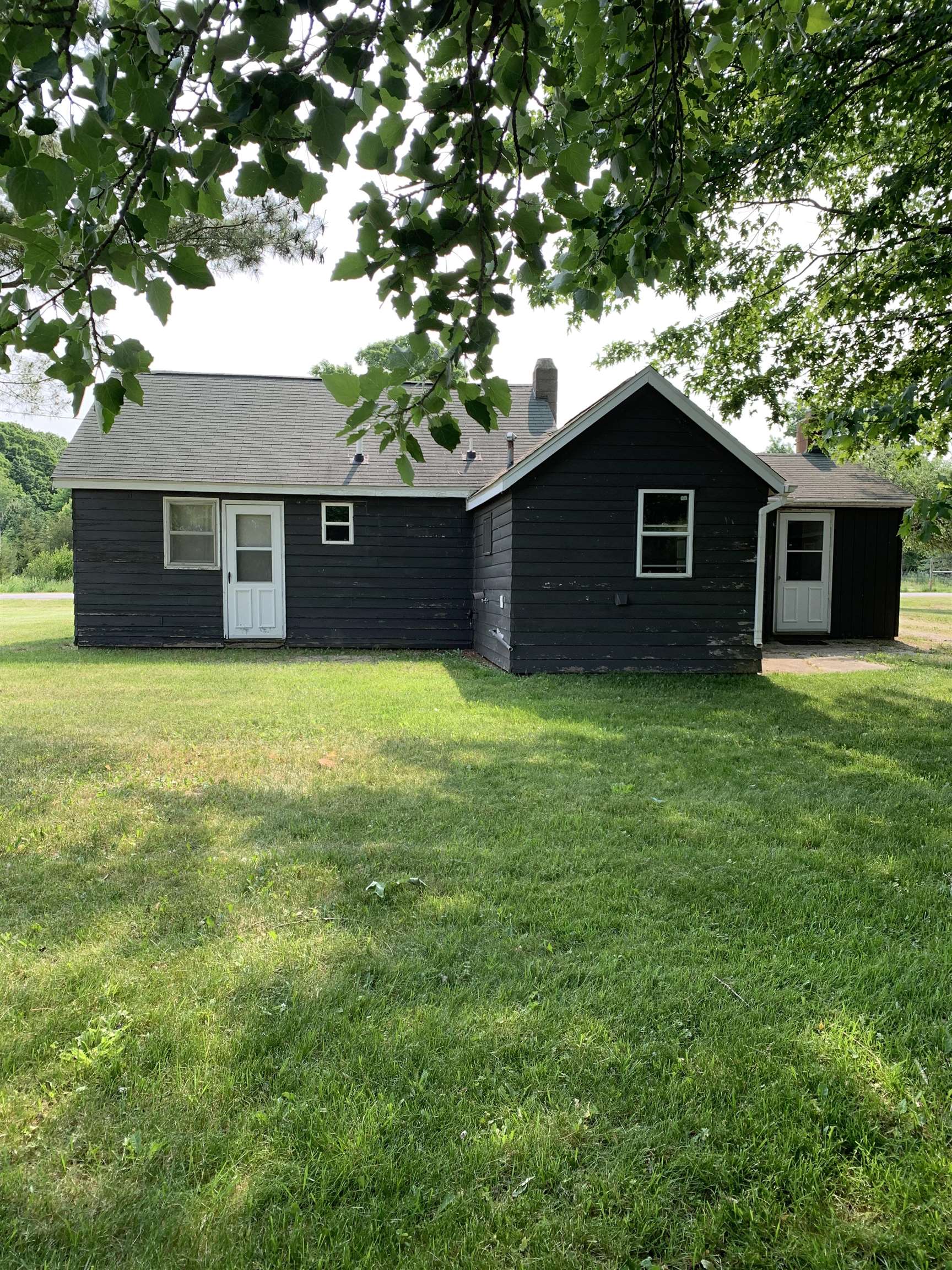 17290 South Raucholz Road Oakley, MI 48649 - Photo 5 of 31 50111181-4.JPG