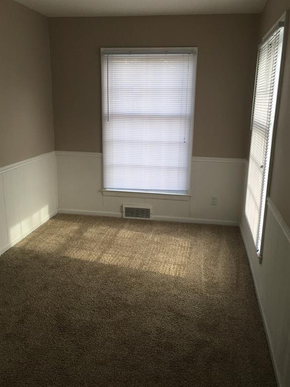 4712 Brookville Road Indianapolis, IN 46201 - Photo 11 of 35 Gallery Image 11