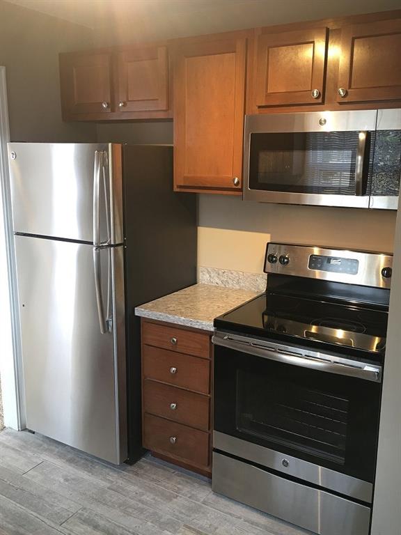 4712 Brookville Road Indianapolis, IN 46201 - Photo 8 of 35 Gallery Image 8