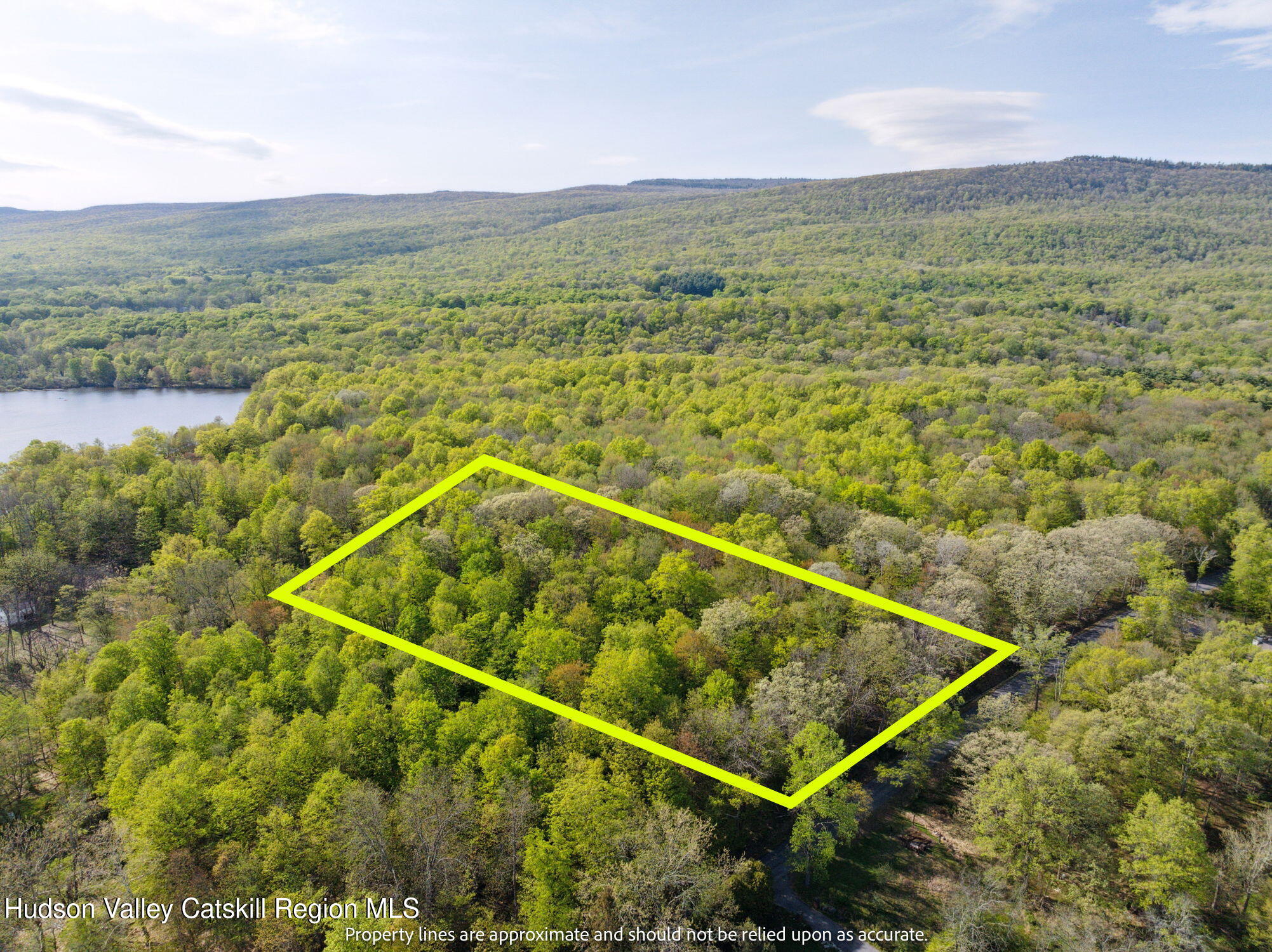 55-65 South Mountain Road Wallkill, NY 12589 - Photo 2 of 15 a view of a tennis court