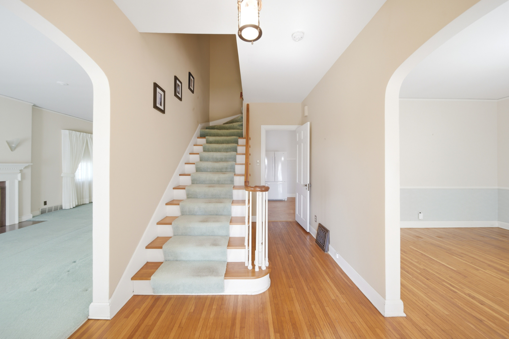 807 East Fellows Street Dixon, IL 61021 - Photo 12 of 31 a view of a hallway with wooden floor and entryway