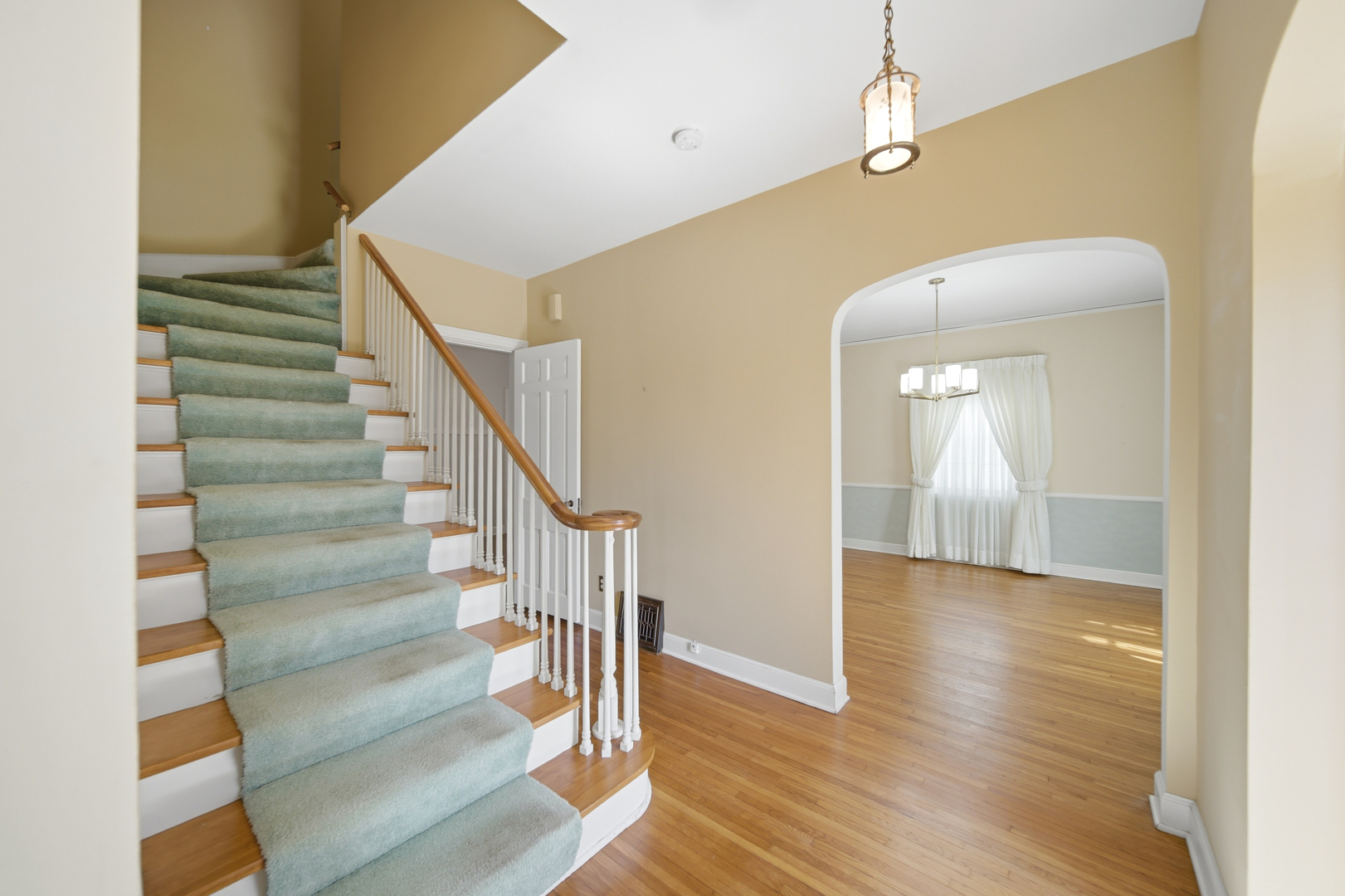 807 East Fellows Street Dixon, IL 61021 - Photo 14 of 31 a view of entryway and hall with wooden floor