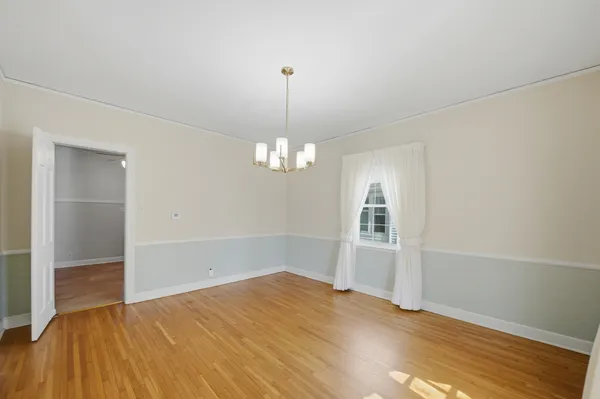 $334,900 | 807 East Fellows Street, Dixon, IL 61021