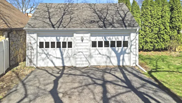 $334,900 | 807 East Fellows Street, Dixon, IL 61021