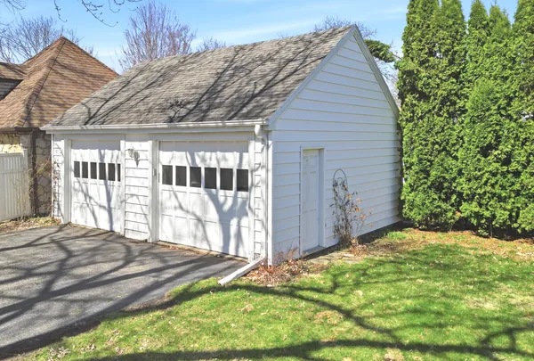 $334,900 | 807 East Fellows Street, Dixon, IL 61021