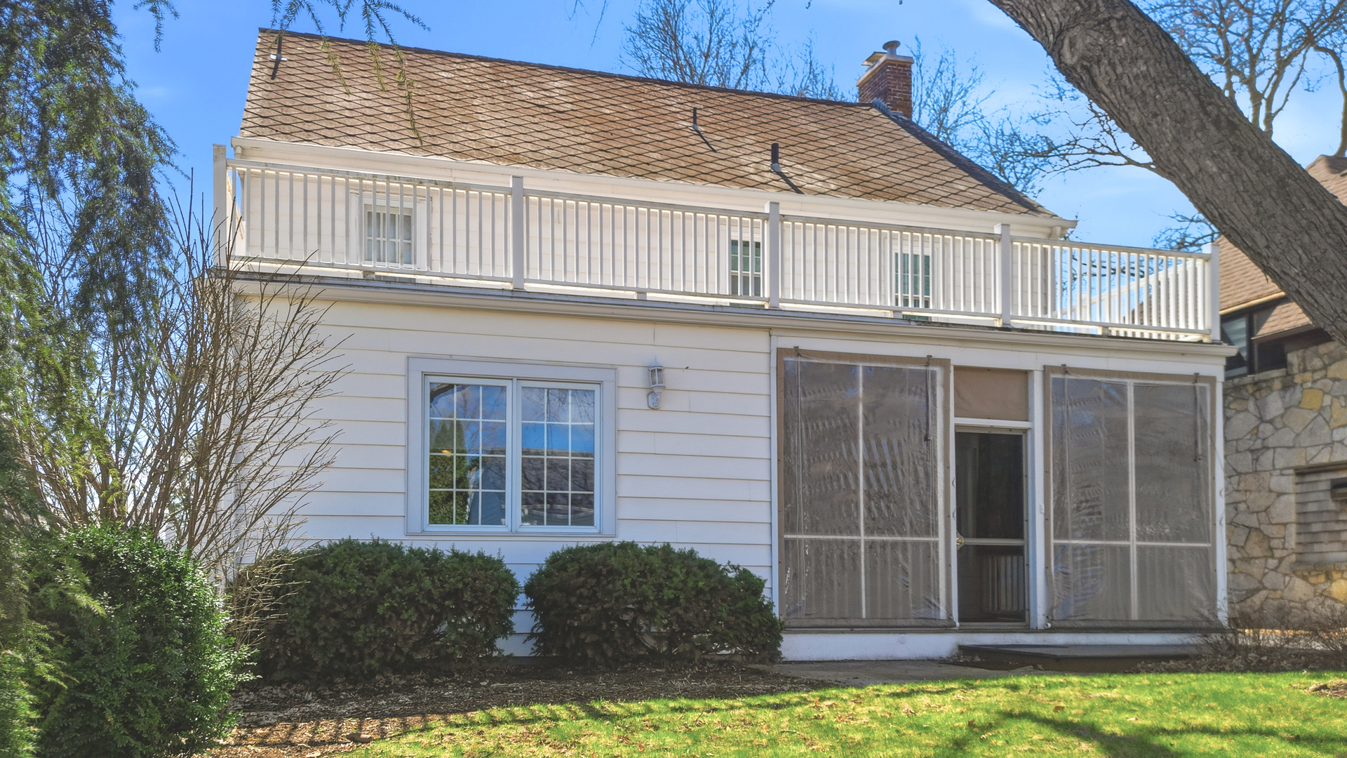 807 East Fellows Street Dixon, IL 61021 - Photo 7 of 31 a view of a house with a window