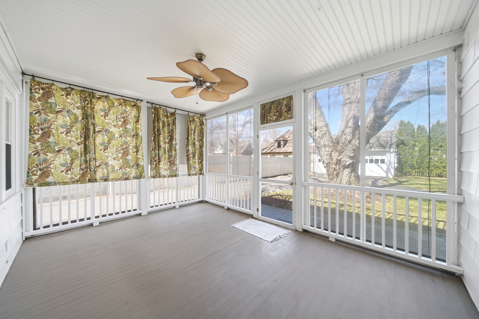 807 East Fellows Street Dixon, IL 61021 - Photo 9 of 31 a view of an empty room with a large window