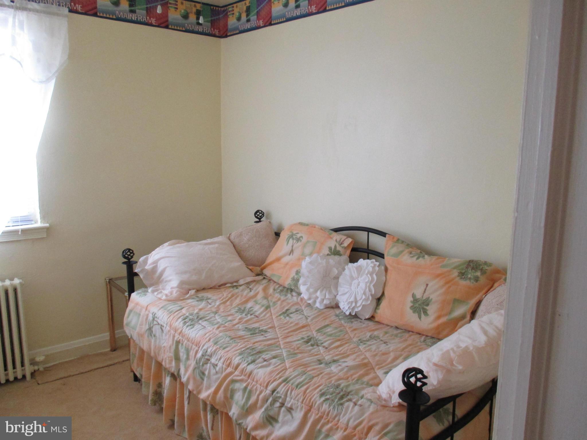 517 Coventry Road Baltimore, MD 21229 - Photo 11 of 18 Bedroom