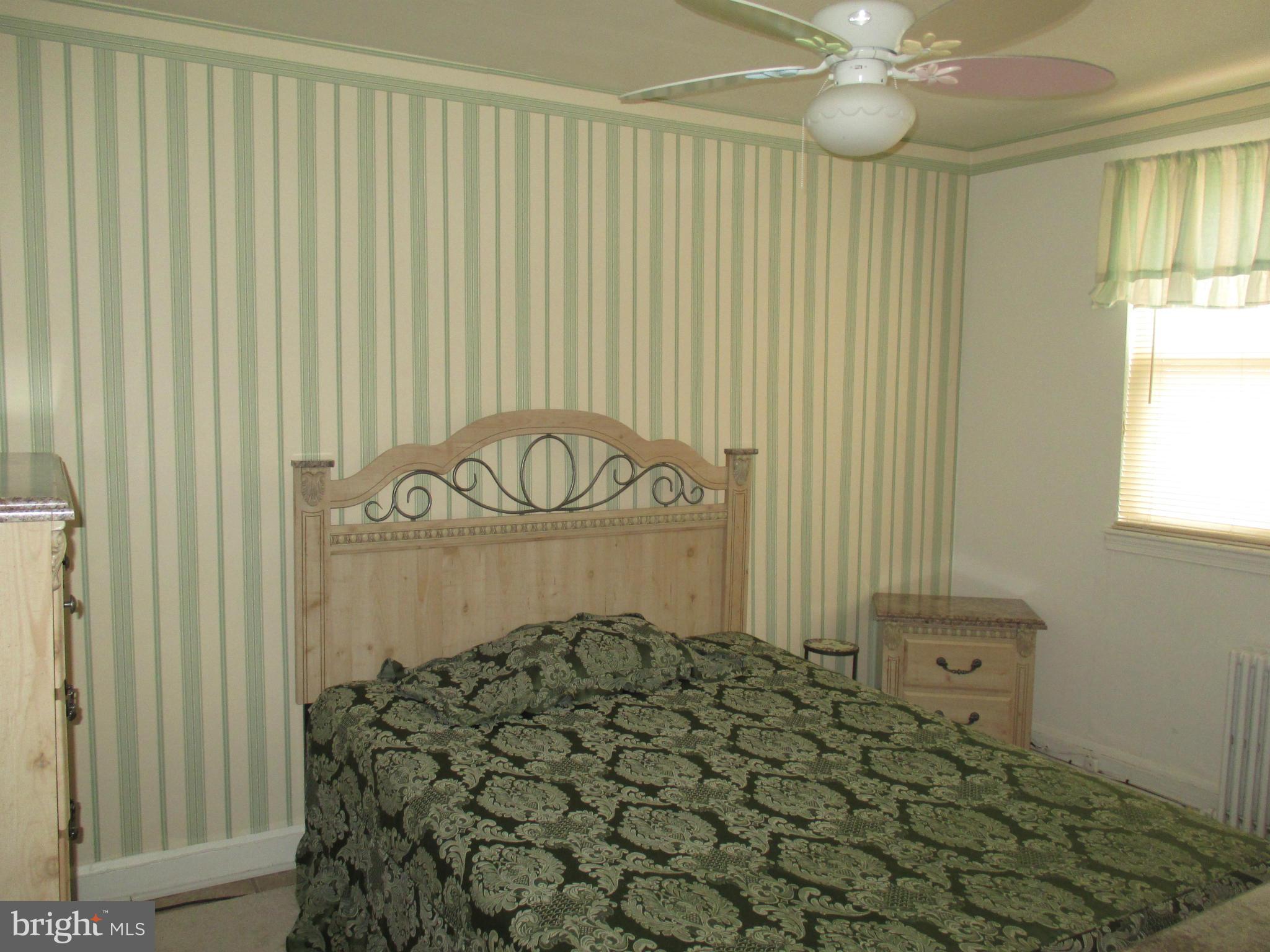 517 Coventry Road Baltimore, MD 21229 - Photo 10 of 18 Bedroom