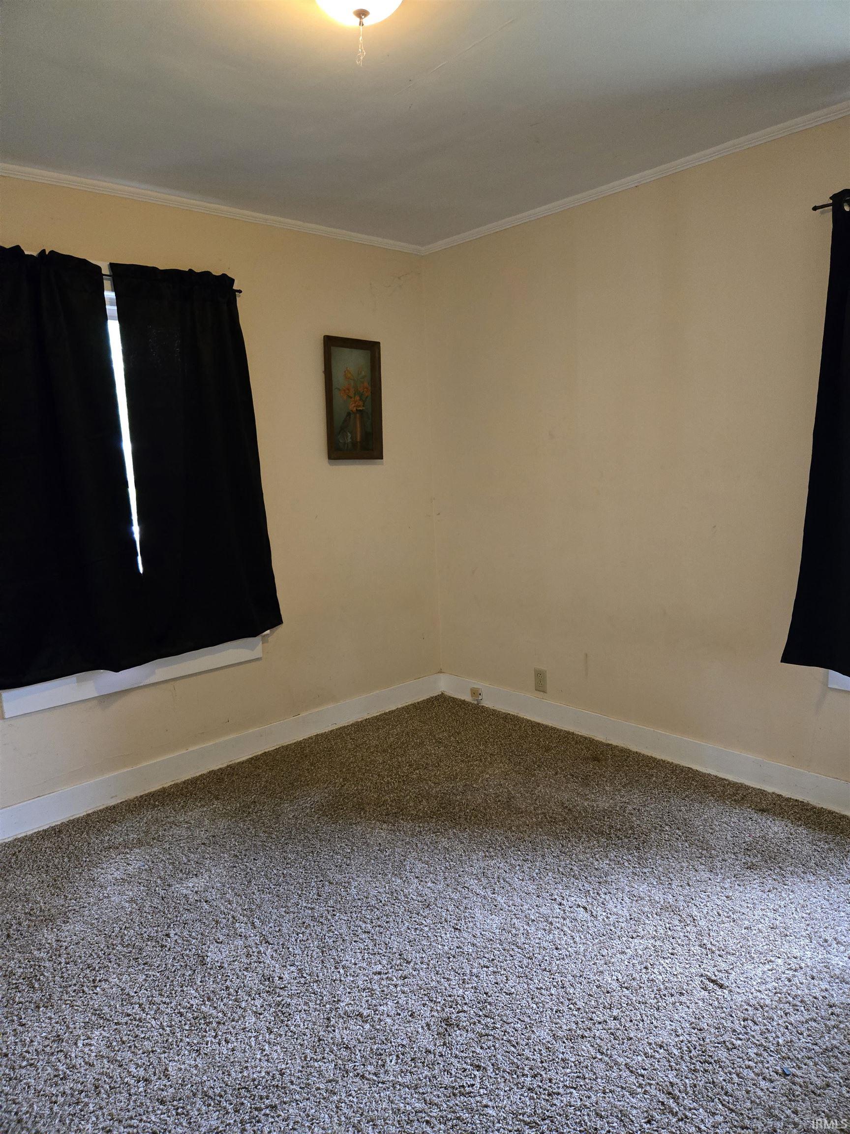 910 Ridgeway Avenue Vincennes, IN 47591 - Photo 11 of 27 Gallery Image 11