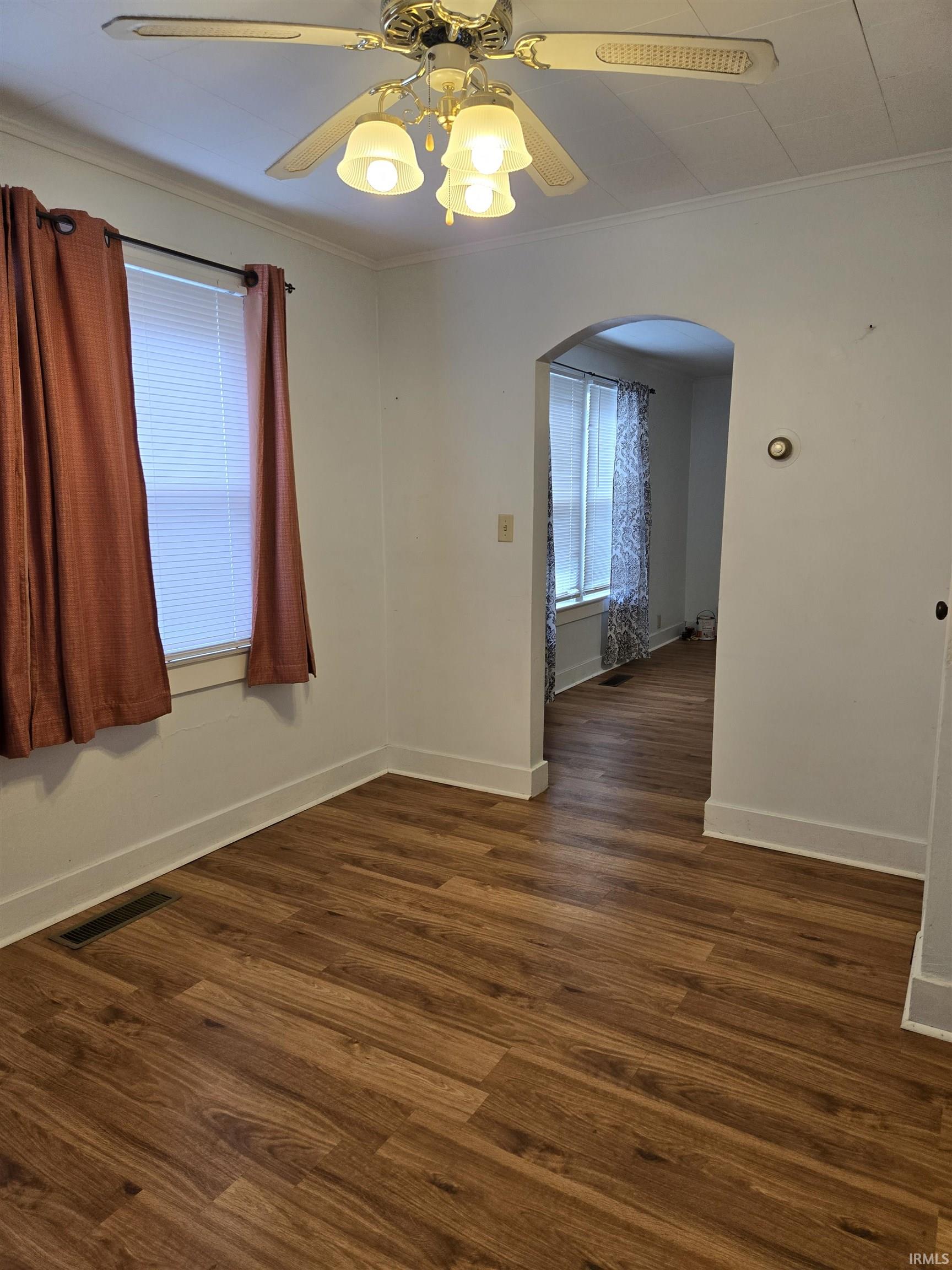 910 Ridgeway Avenue Vincennes, IN 47591 - Photo 8 of 27 Gallery Image 8
