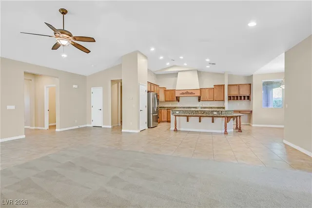 $2,415 | 968 Via Vannucci Way, Henderson, NV 89011