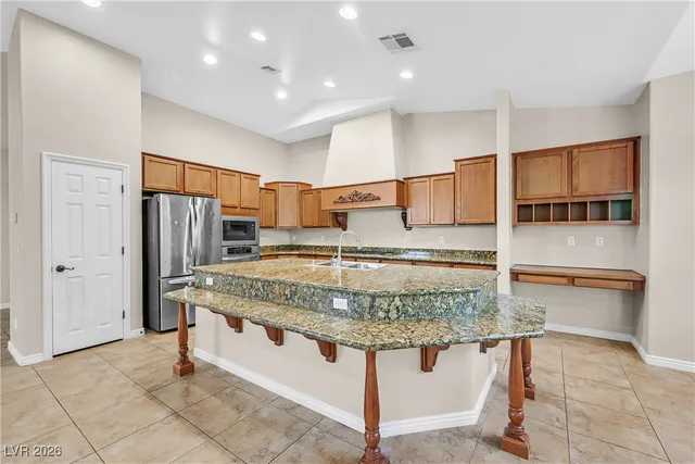 $2,415 | 968 Via Vannucci Way, Henderson, NV 89011