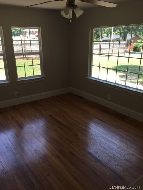 181 Quail Ridge Lane Fort Mill, SC 29708 - Photo 3 of 9