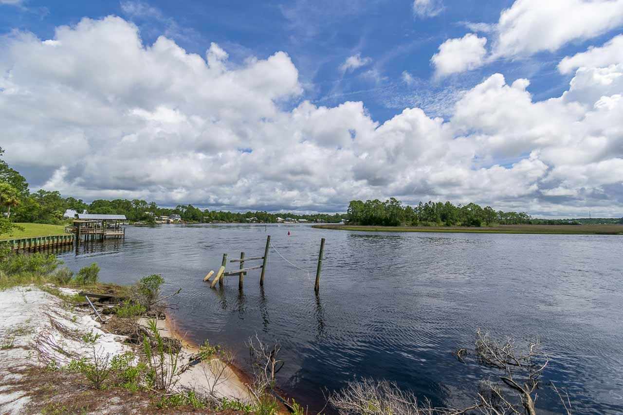 265 River Road Carrabelle, FL 32322 - Photo 5 of 24 Gallery Image 5