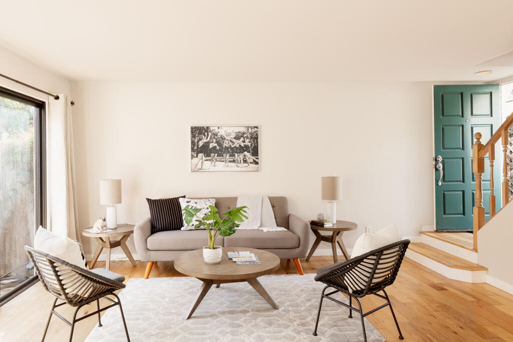 4358 Modoc Road, Unit J Santa Barbara, CA 93110 - Photo 2 of 16 5358_Modoc_J-1753