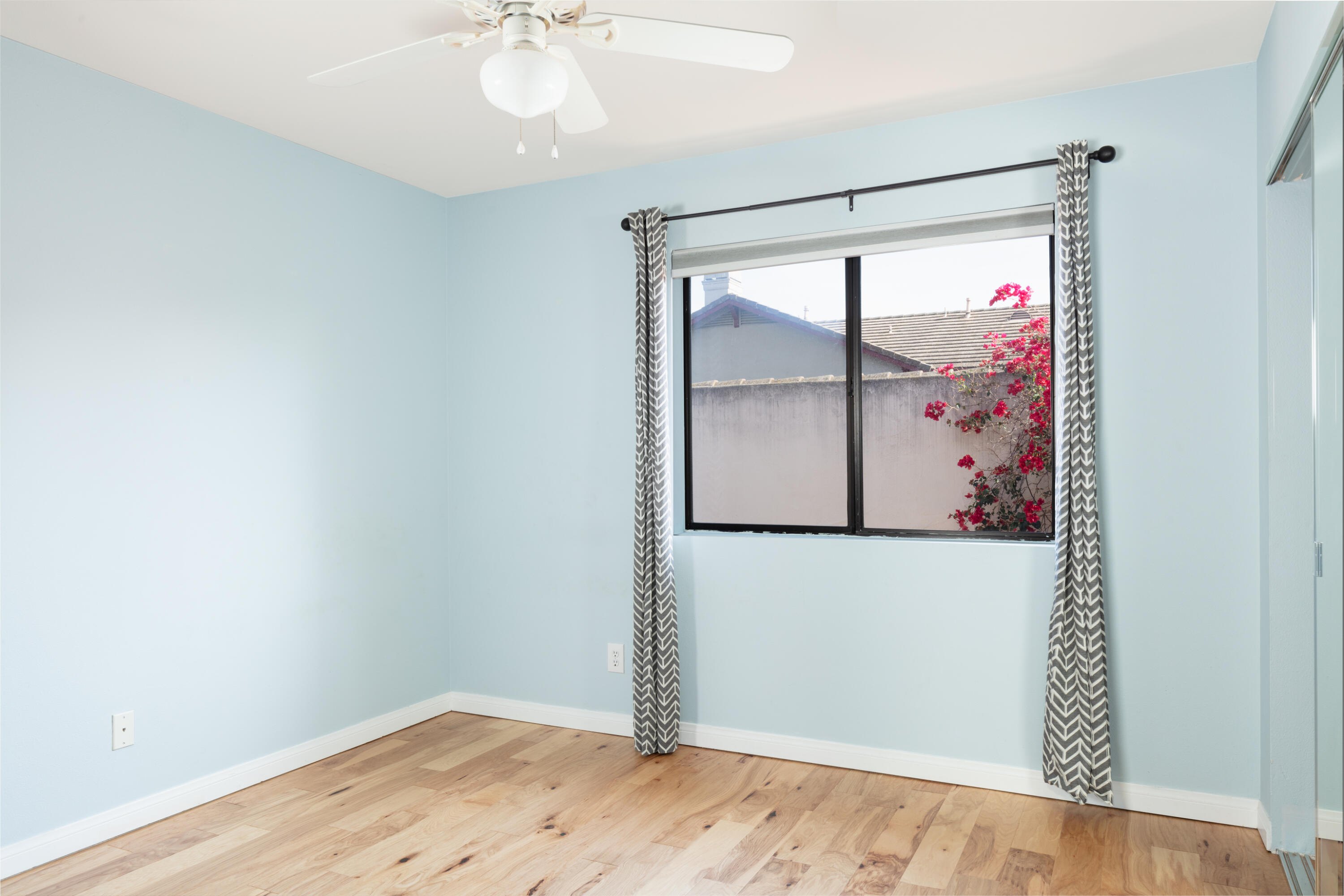 4358 Modoc Road, Unit J Santa Barbara, CA 93110 - Photo 10 of 16 5358_Modoc_J-1822