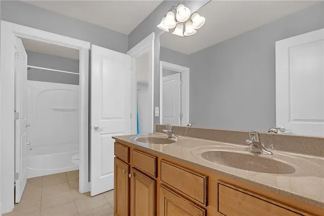 $3,800 | 2048 Village Crest Drive Northwest, Atlanta, GA 30318