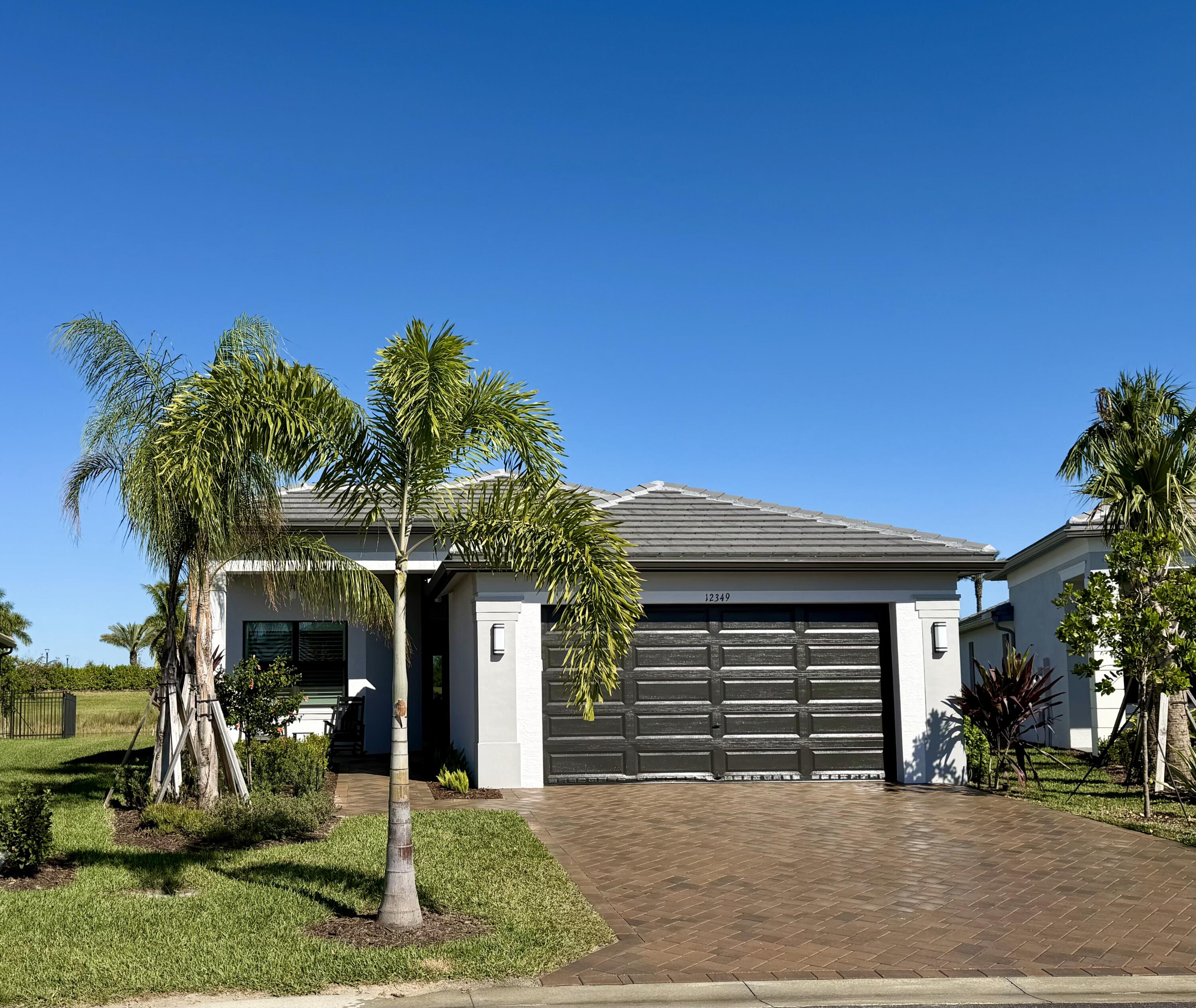 12349 Southwest High Tide Road Port St. Lucie, FL 34987 - Photo 9 of 48 Andy Bova-10a.jpg