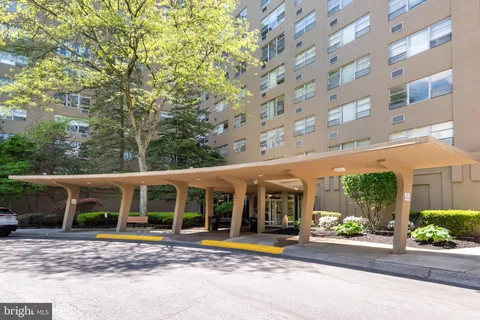 $238,000 | 1030 East Lancaster Avenue, Unit 205, Bryn Mawr, PA 19010