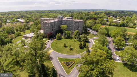 $238,000 | 1030 East Lancaster Avenue, Unit 205, Bryn Mawr, PA 19010