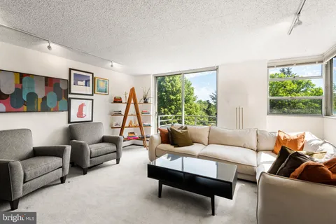 $238,000 | 1030 East Lancaster Avenue, Unit 205, Bryn Mawr, PA 19010