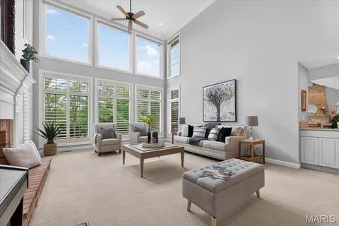 $1,249,000 | 367 Pine Bend Drive, Chesterfield, MO 63005