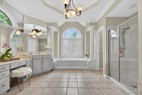 $1,249,000 | 367 Pine Bend Drive, Chesterfield, MO 63005
