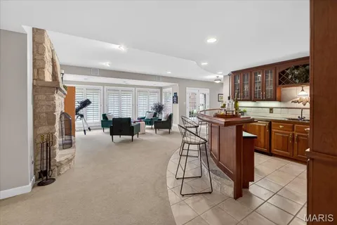 $1,249,000 | 367 Pine Bend Drive, Chesterfield, MO 63005