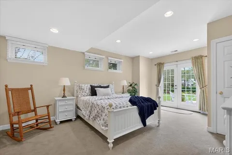 $1,249,000 | 367 Pine Bend Drive, Chesterfield, MO 63005