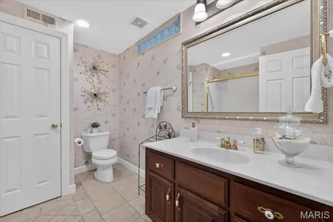 $1,249,000 | 367 Pine Bend Drive, Chesterfield, MO 63005