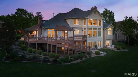 $1,249,000 | 367 Pine Bend Drive, Chesterfield, MO 63005