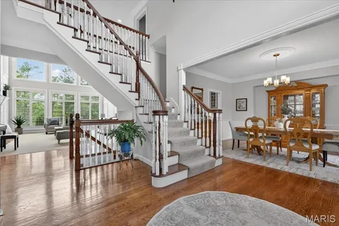 $1,249,000 | 367 Pine Bend Drive, Chesterfield, MO 63005