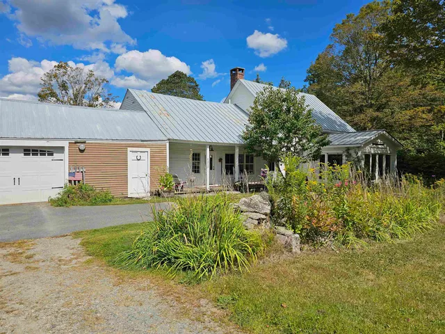 $695,000 | 6235 Grafton Road, Townshend, VT 05146