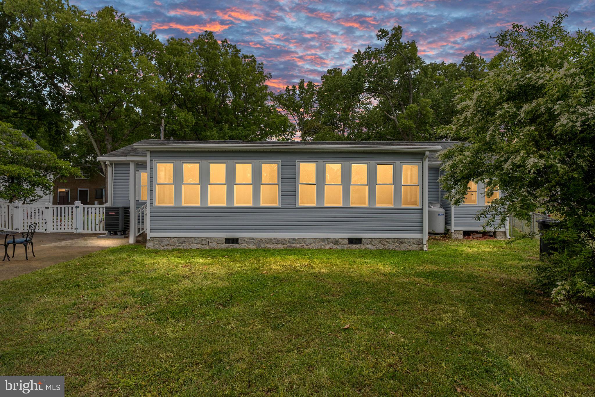 315 Lawrence Lane Colonial Beach, VA 22443 - Photo 2 of 42