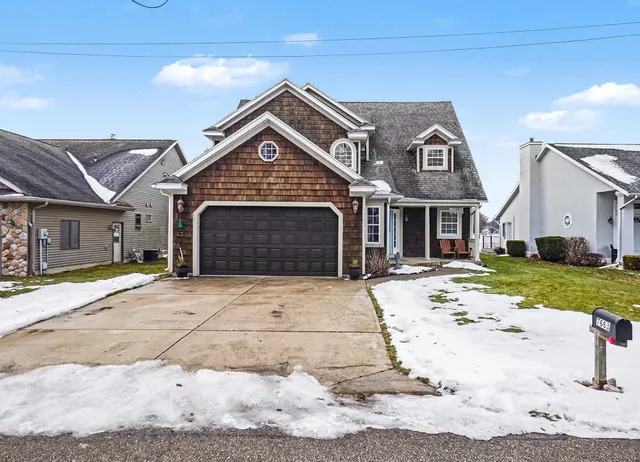 $650,000 | 7663 Bay Meadow, Stanwood, MI 49346