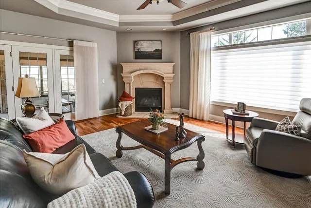 $799,900 | N35W23701 Auburn Court, Unit 1, Pewaukee, WI 53072