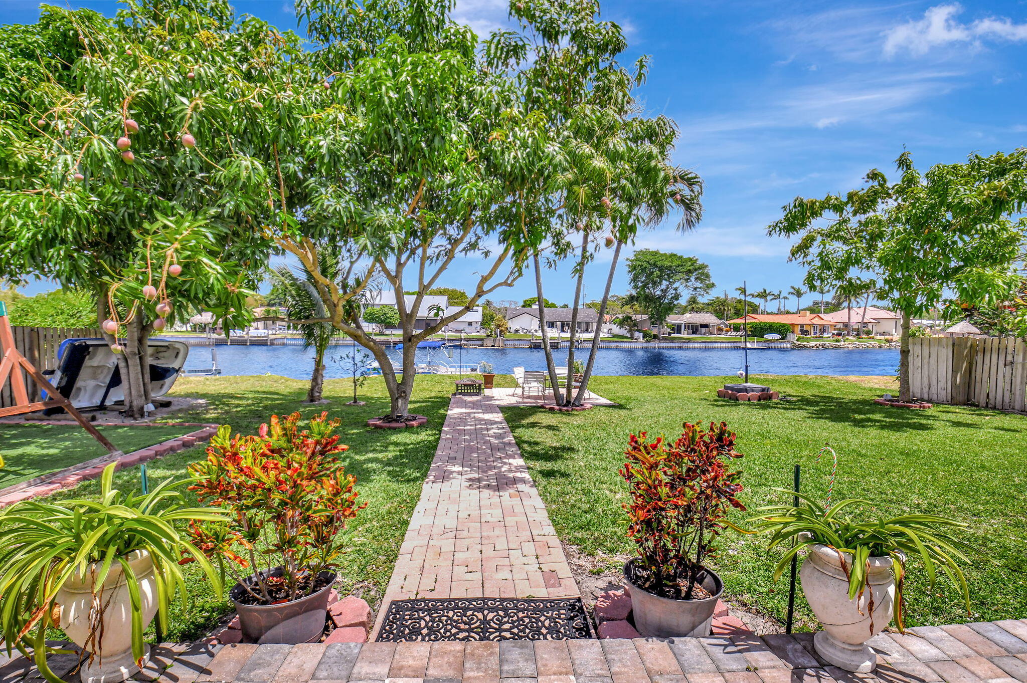 147 Oregon Lane Boca Raton, FL 33487 - Photo 23 of 83 Back