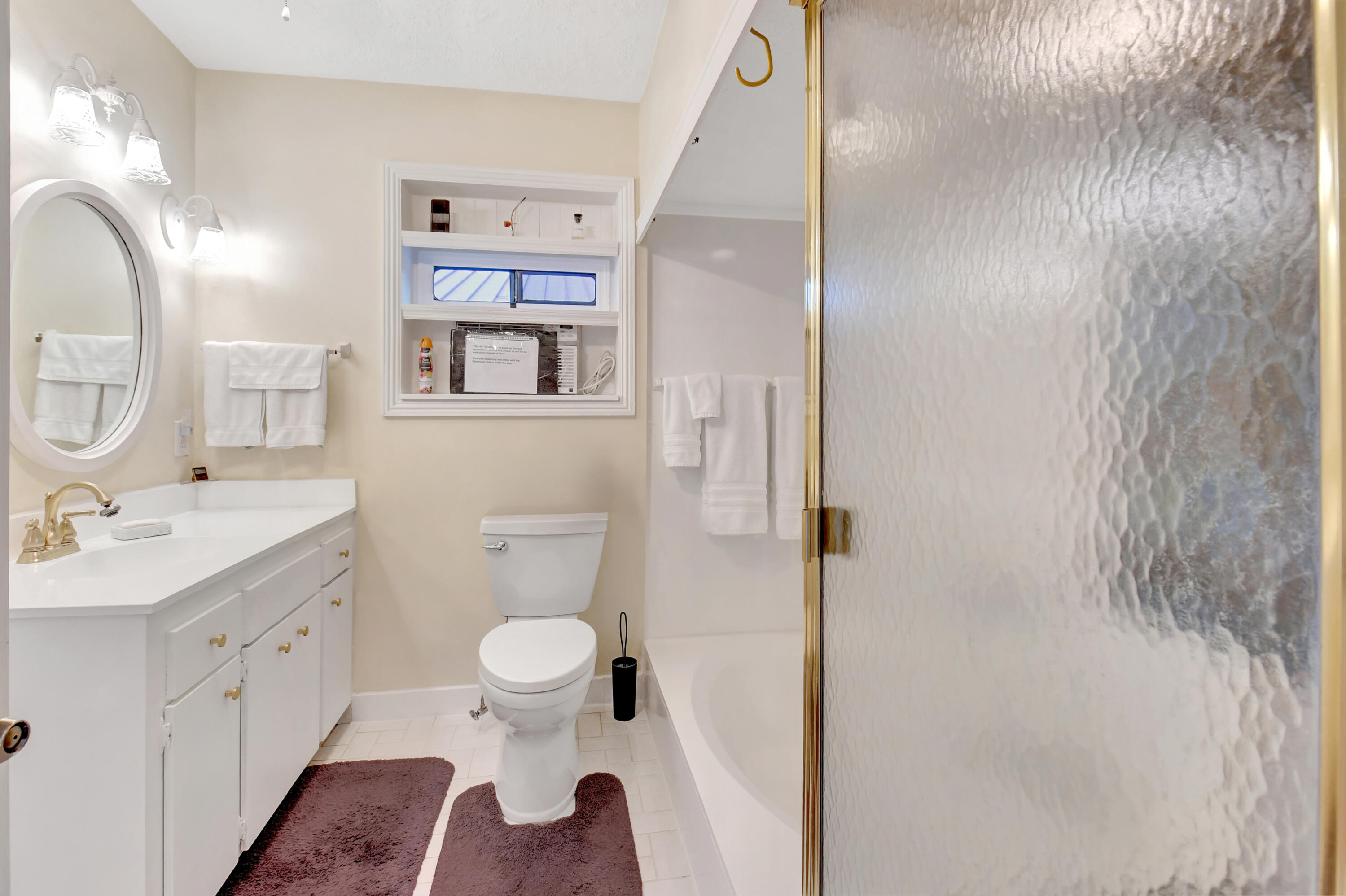 147 Oregon Lane Boca Raton, FL 33487 - Photo 44 of 83 Primary Bath