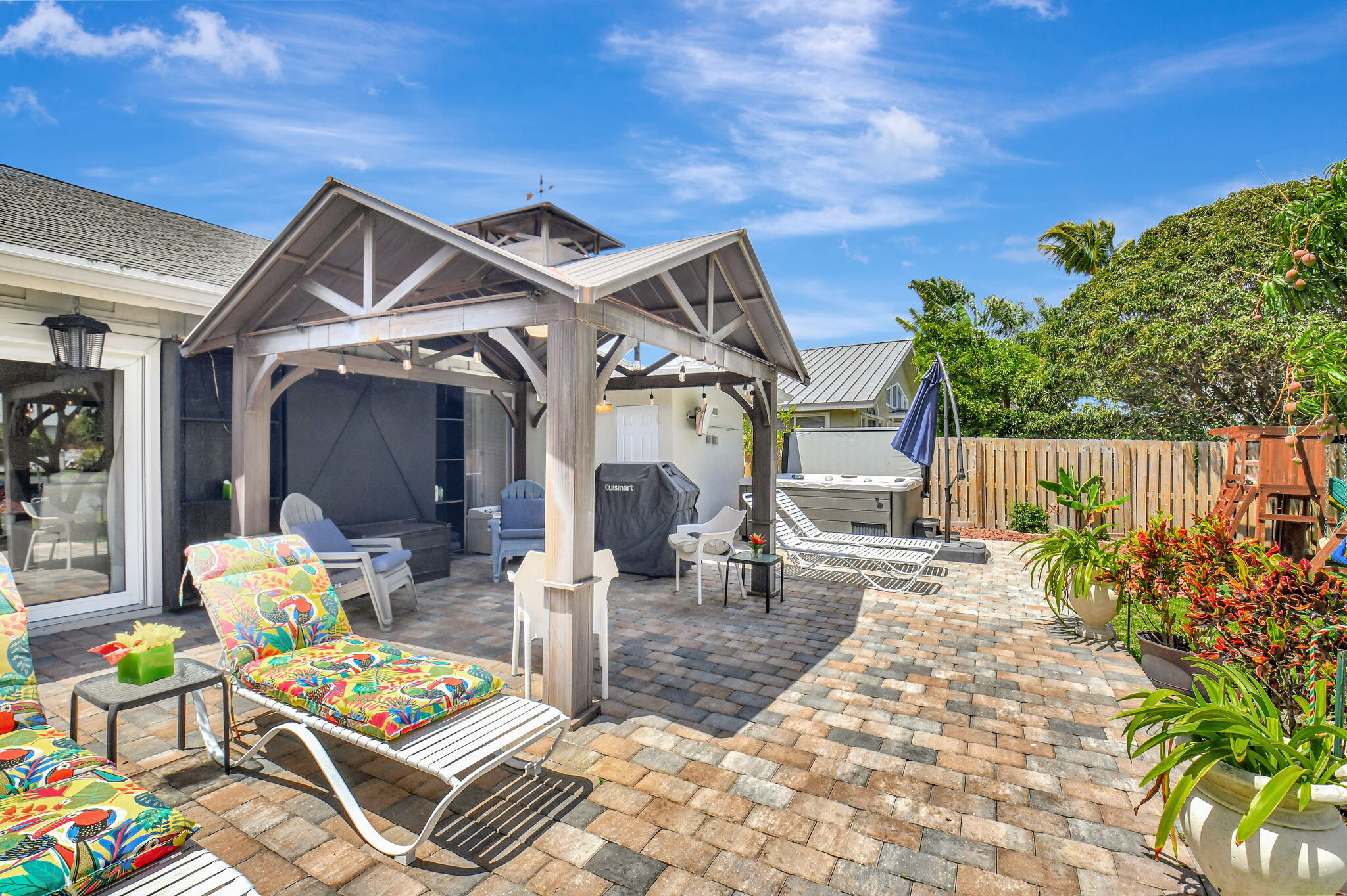 147 Oregon Lane Boca Raton, FL 33487 - Photo 8 of 83 Patio